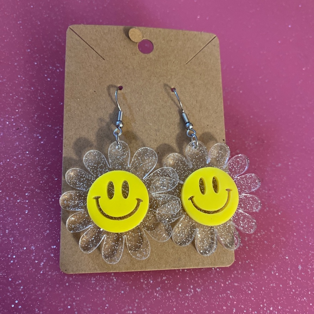 Sparkly Smiley Face Flower Earrings